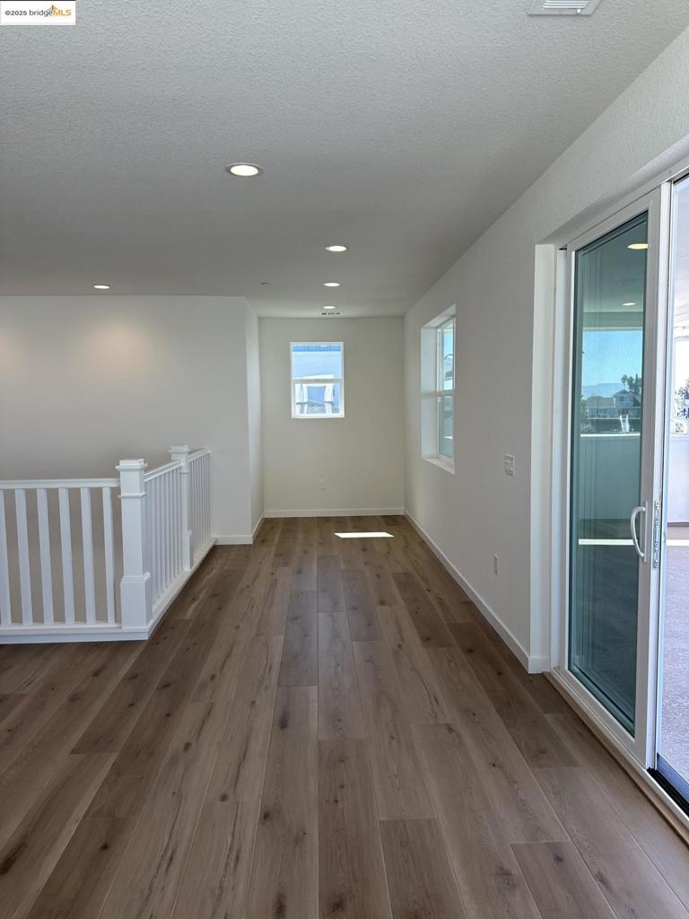 BETHEL ISLAND - Residential