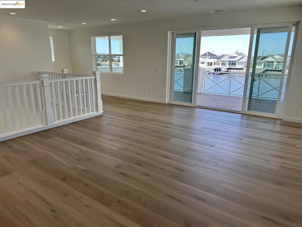 BETHEL ISLAND - Residential