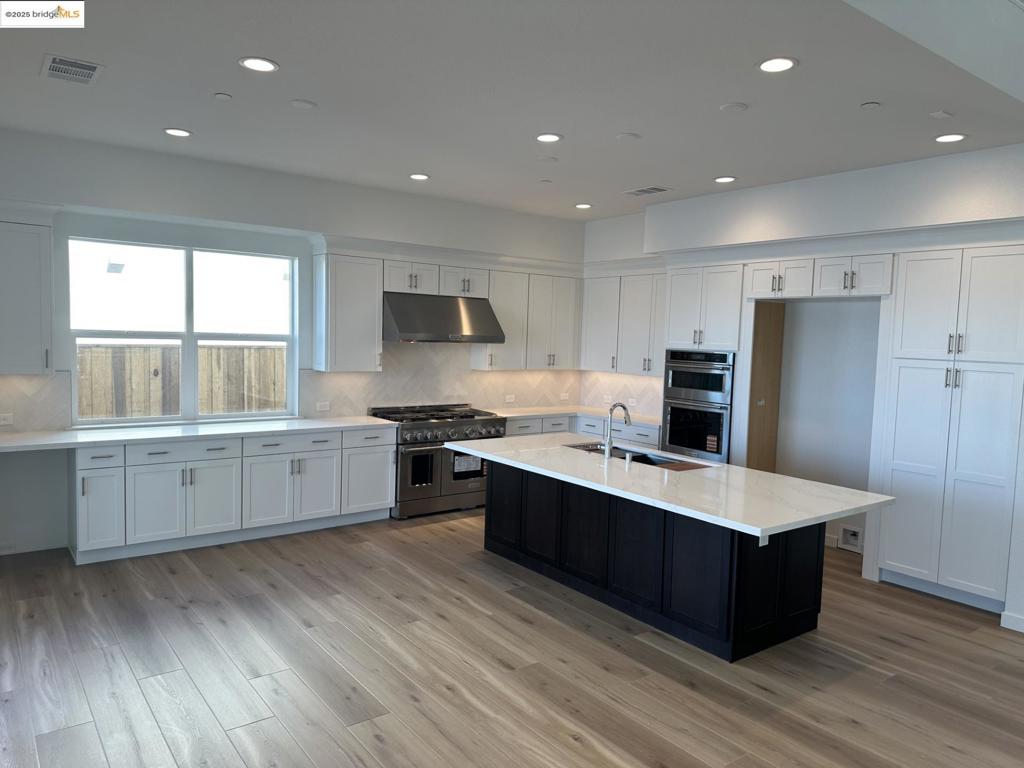 BETHEL ISLAND - Residential