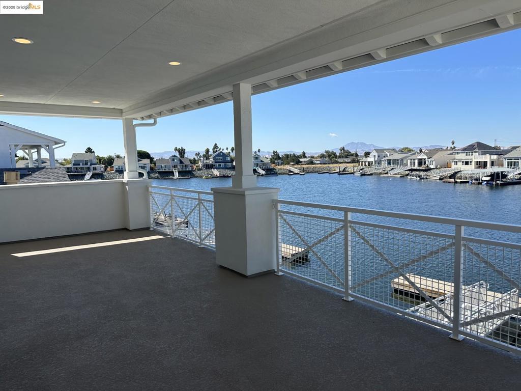 BETHEL ISLAND - Residential