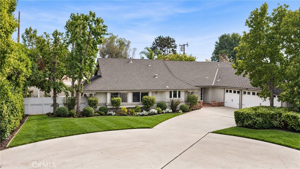 17796 E Santa Clara