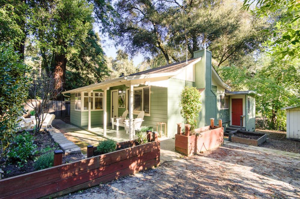Price reduced in the heart of Boulder Creek. Nestled amidst the serene beauty of the Santa Cruz Mountains, this 2 bed, 1bath home offers a perfect blend of rustic charm and modern updates. 1020 sq ft of living space, this property is ideal for those seeking a peaceful retreat or a cozy year-round residence. Step inside to find a newly remodeled kitchen boasting modern appliances, updated cabinetry, & stylish countertops. The layout is thoughtfully designed, featuring an inviting living area that exudes warmth and character. Convenience is key with indoor laundry facilities, making daily chores a breeze. Outside, the property provides an opportunity to enjoy nature's tranquility, with space to unwind and savor the surrounding beauty. Located close to downtown Boulder Creek, you'll enjoy easy access to local shops, dining, & outdoor recreational activities, while still relishing mountain living.