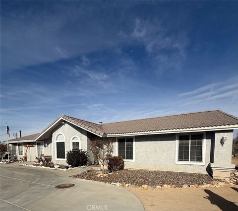 11691 Ivy Hesperia CA 92345