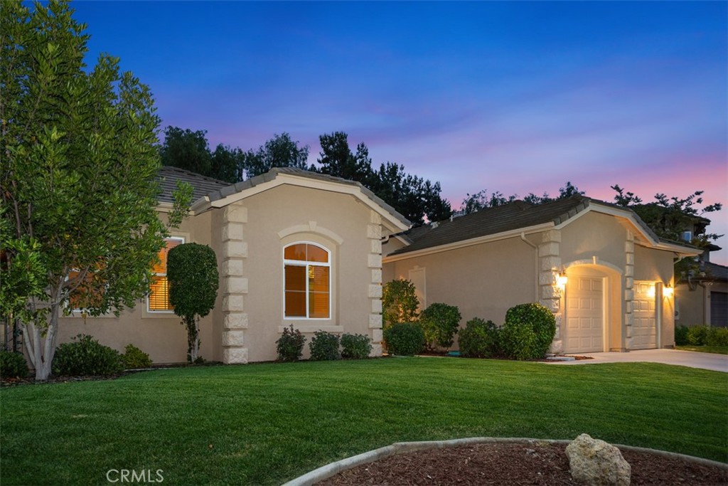 608 Inverlochy Drive