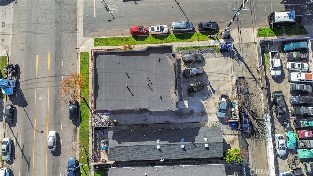 9019 S San Pedro