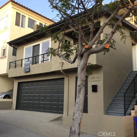 Photo of 2916 Highland AVE, Manhattan Beach, CA 90266 (MLS # SB26223733)
