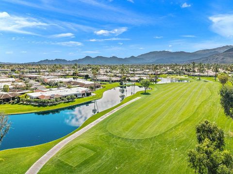 Photo of 9 Lehigh Court, Rancho Mirage, CA 92270 (MLS # 219143759PS)