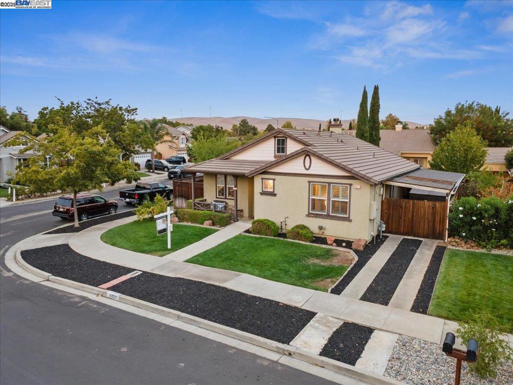 ALTAMAR MEADOWS - Residential