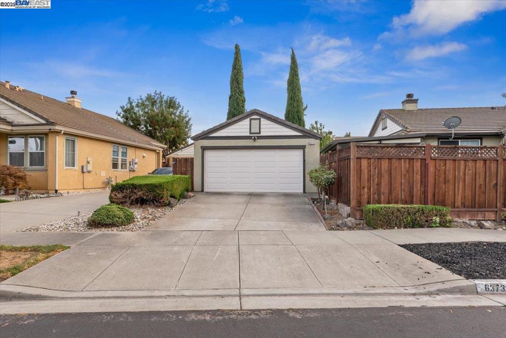 ALTAMAR MEADOWS - Residential