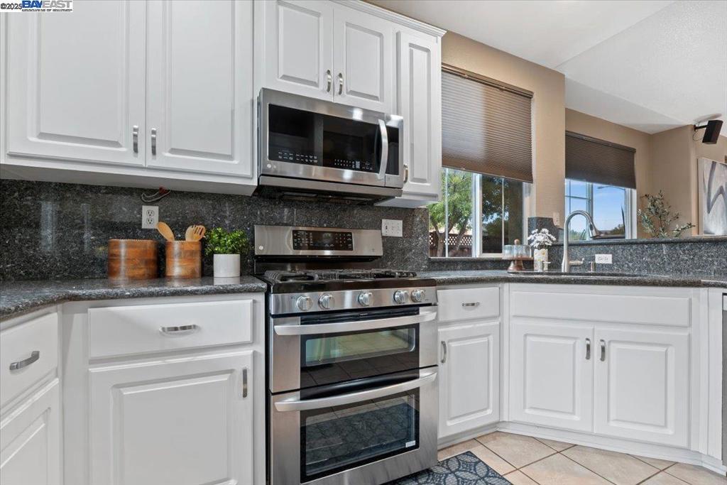 ALTAMAR MEADOWS - Residential