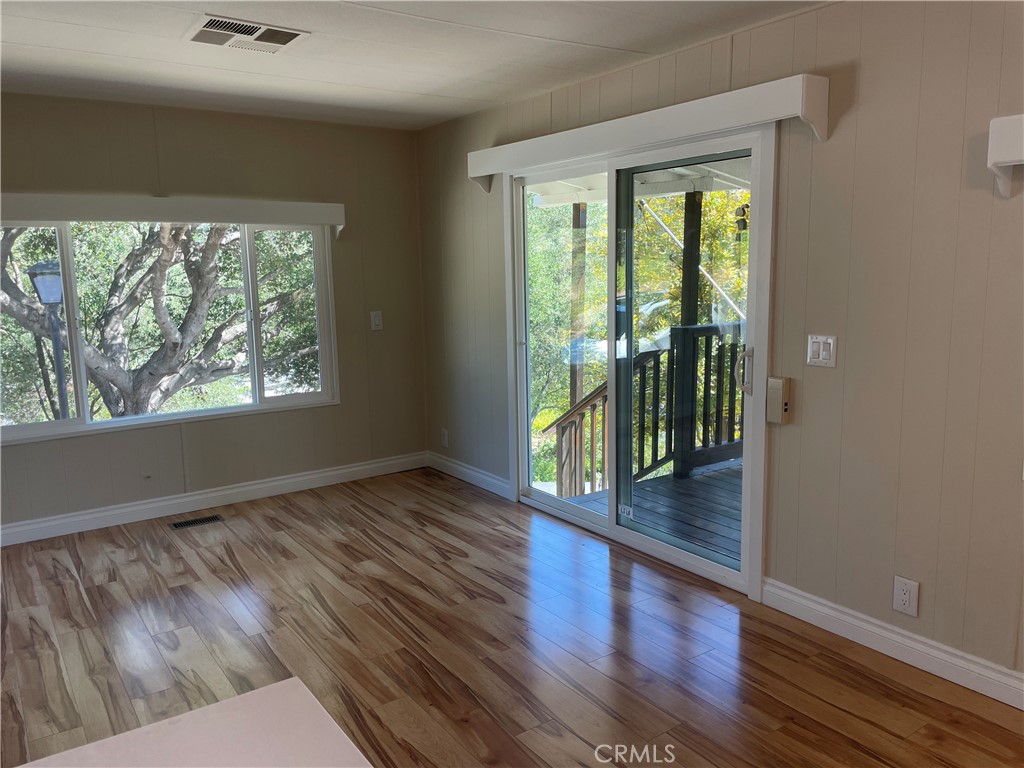 4747 Oak Crest 96