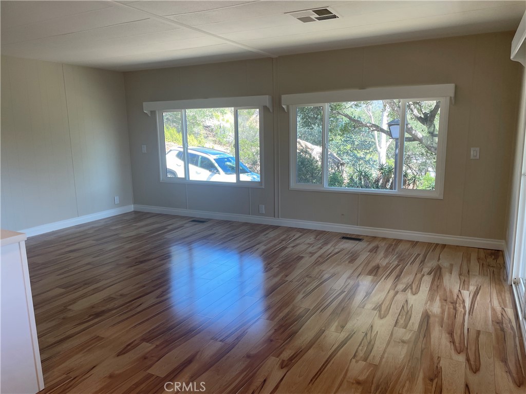 4747 Oak Crest 96