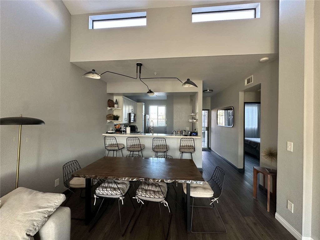 555 Maine Avenue 425