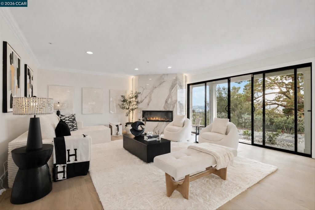 83 Donald Dr