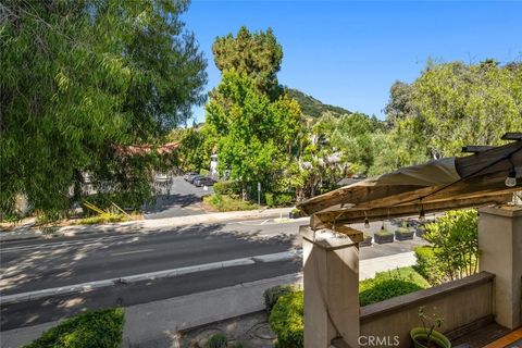 Tiny photo for 670 Chorro Street #D, San Luis Obispo, CA 93401 (MLS # SC25175861)