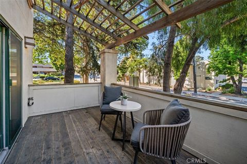 Tiny photo for 670 Chorro Street #D, San Luis Obispo, CA 93401 (MLS # SC25175861)