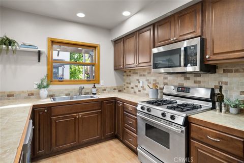 Tiny photo for 670 Chorro Street #D, San Luis Obispo, CA 93401 (MLS # SC25175861)