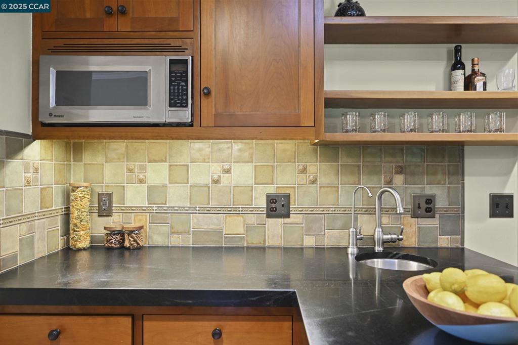 STRANDWOOD ESTAT - Residential