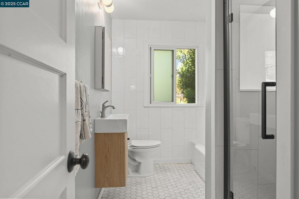 STRANDWOOD ESTAT - Residential