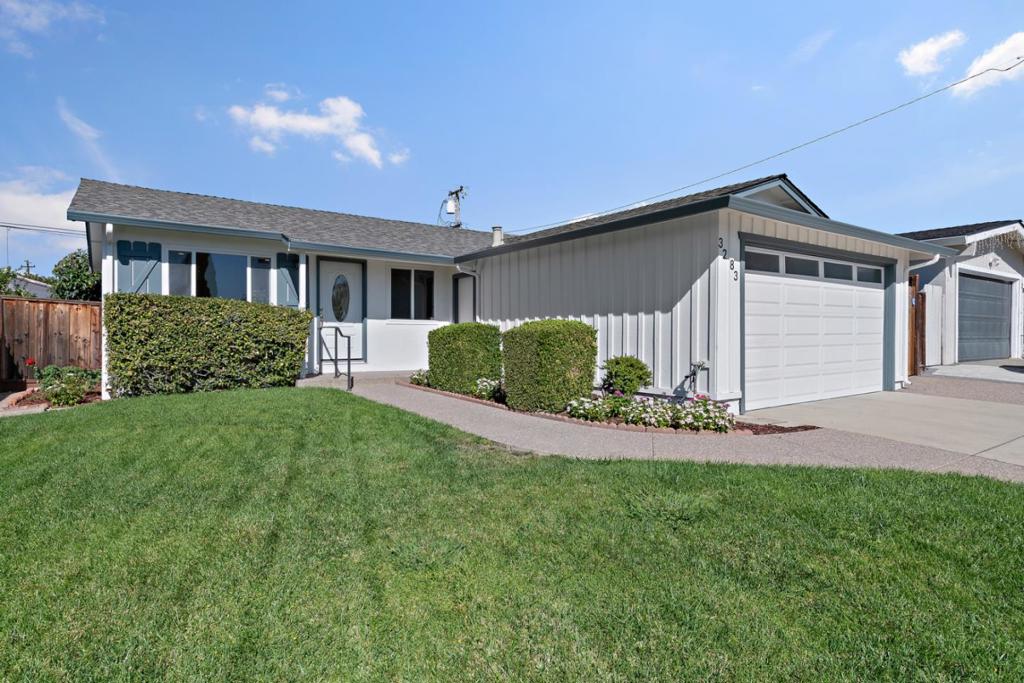 3283 Mount Logan Drive