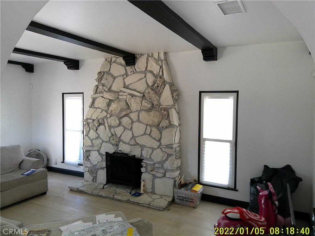 1456 W 89th