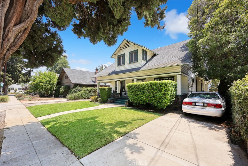 1156 Steuben Street