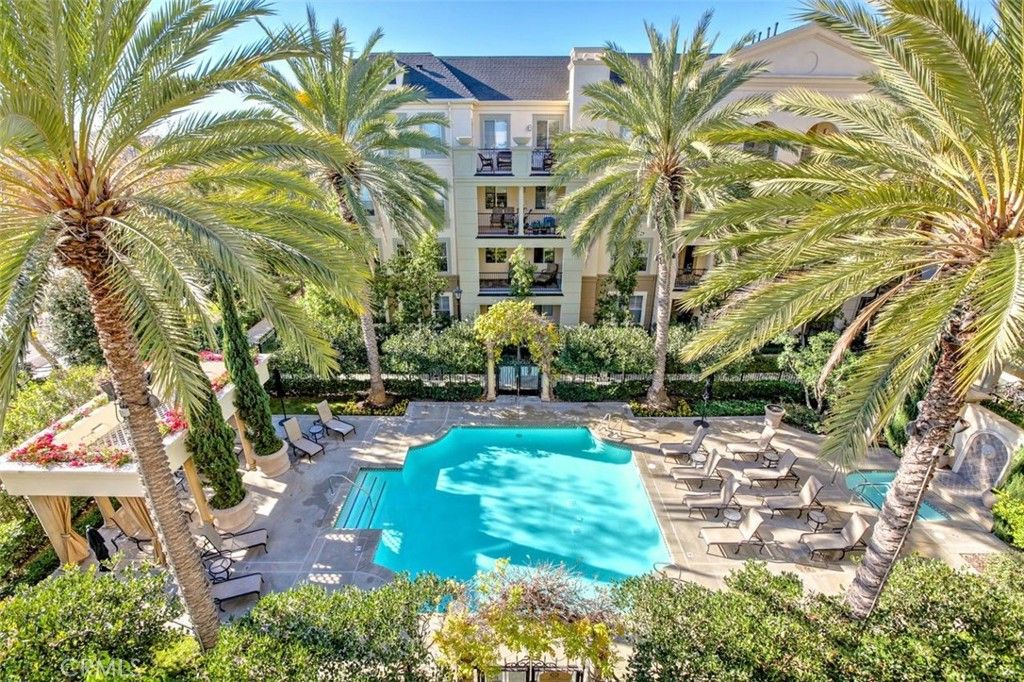 Photo of 3372 Watermarke Place, Irvine, CA 92612 (MLS # AR26003326)