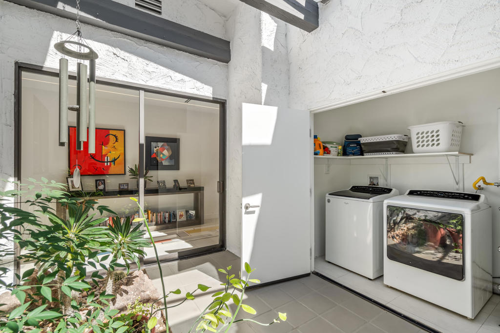 Desert Horizons C.C. - Residential
