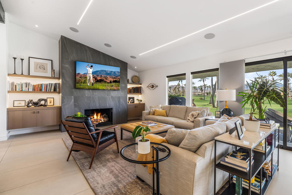 Desert Horizons C.C. - Residential