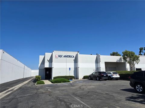 17320 Marquardt Ave Cerritos CA 90703