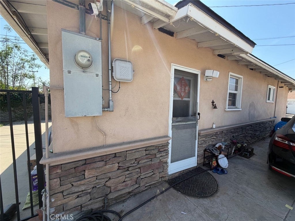 4325 Bannister Ave