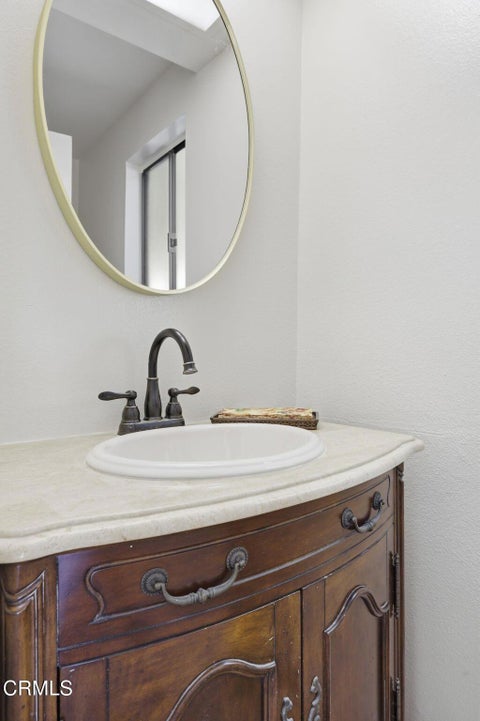 Tiny photo for 2608 Calle Elegante #44, Thousand Oaks, CA 91360 (MLS # V1-39347)