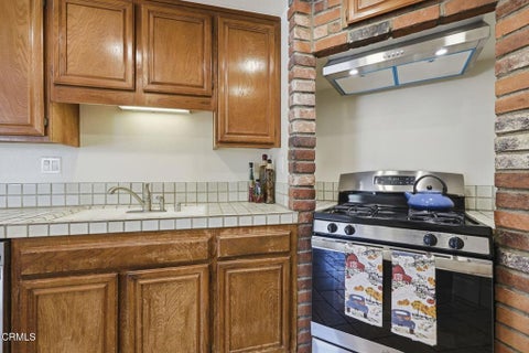 Tiny photo for 2608 Calle Elegante #44, Thousand Oaks, CA 91360 (MLS # V1-39347)