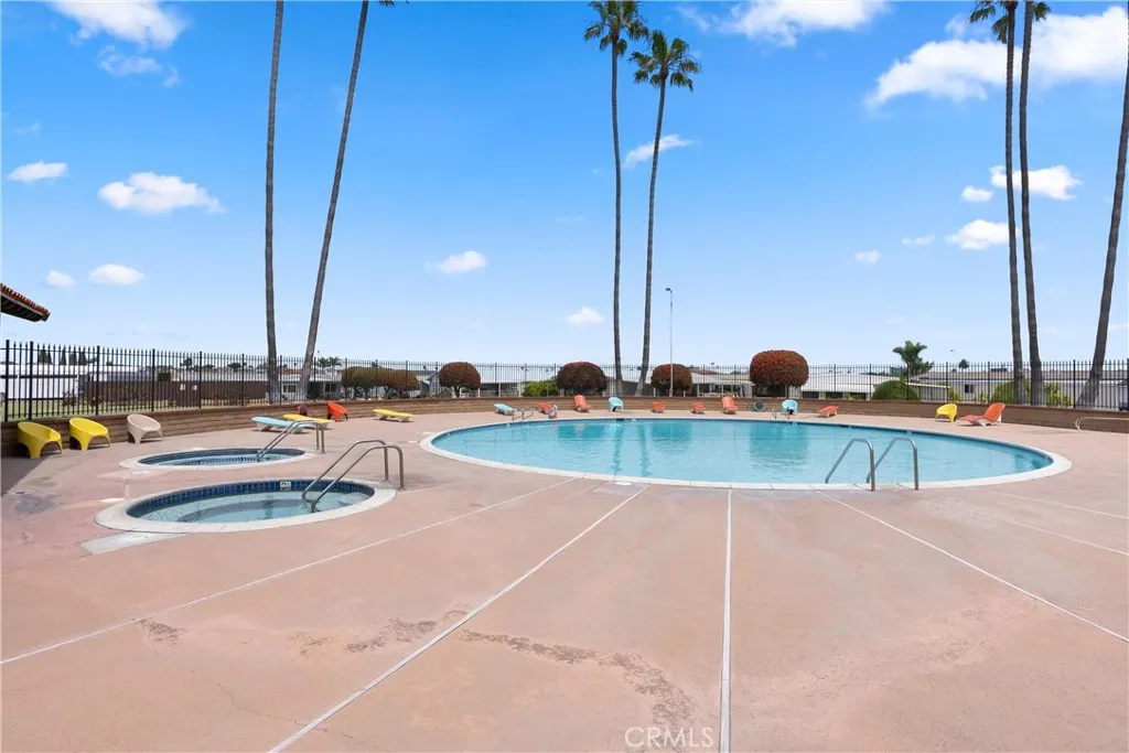 Harbor City, California 90710, United States, 2 Bedrooms Bedrooms, ,2 BathroomsBathrooms,Residential,Active,121379