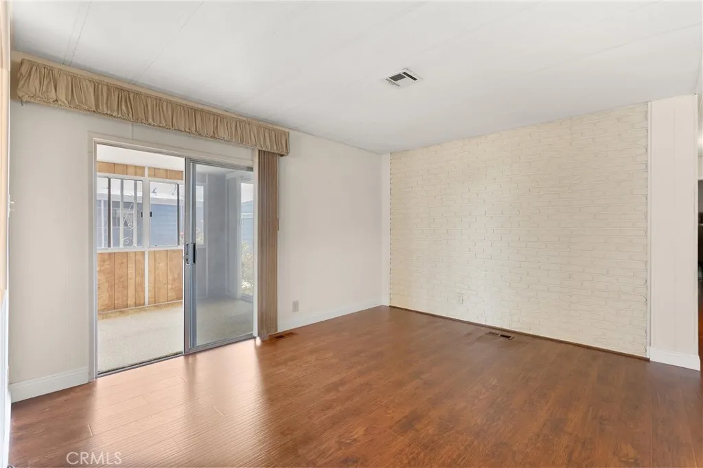 Harbor City, California 90710, United States, 2 Bedrooms Bedrooms, ,2 BathroomsBathrooms,Residential,Active,121379