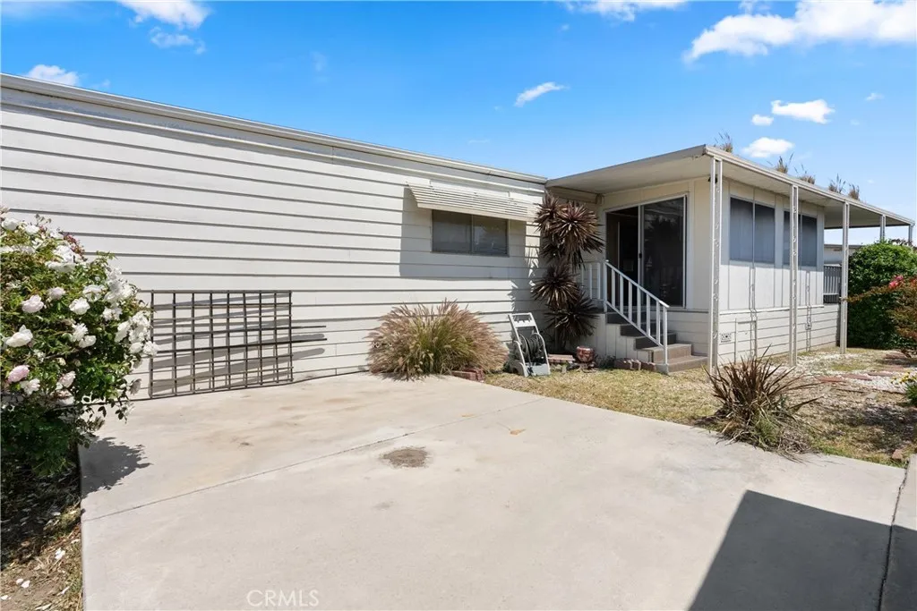 Harbor City, California 90710, United States, 2 Bedrooms Bedrooms, ,2 BathroomsBathrooms,Residential,Active,121379