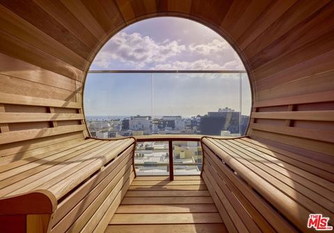 Photo of 700 Broadway #PH 815, Santa Monica, CA 90401 (MLS # 25621923)