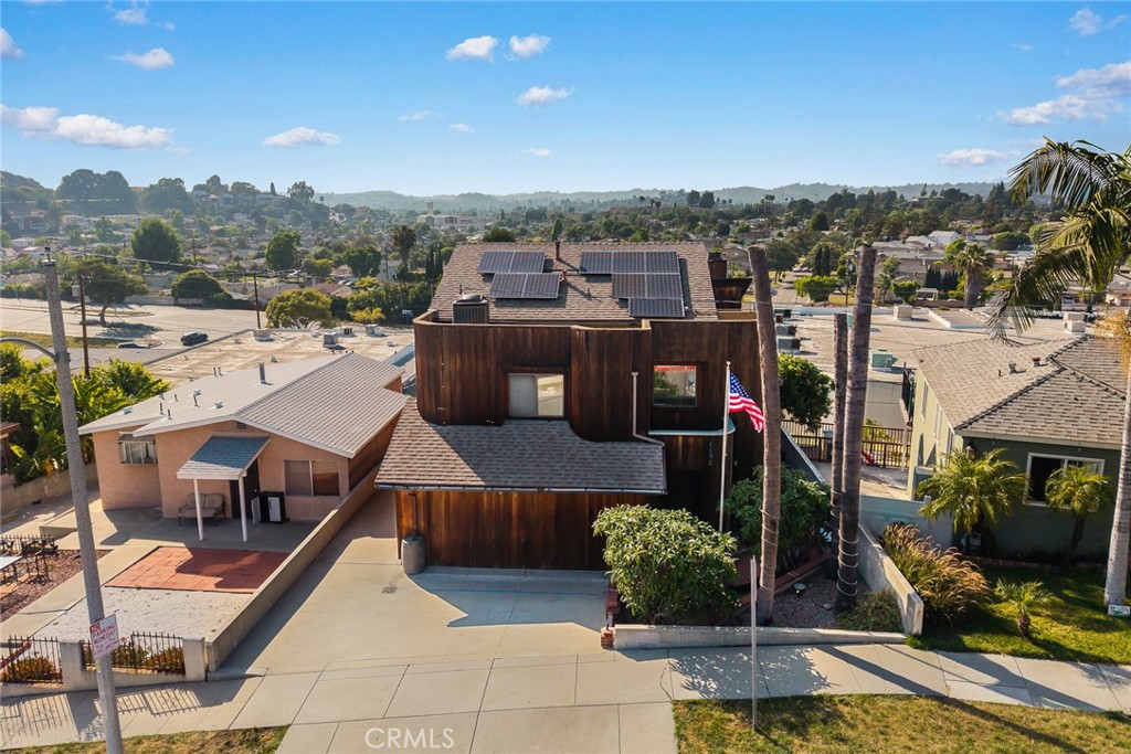 1145 Knoll Drive