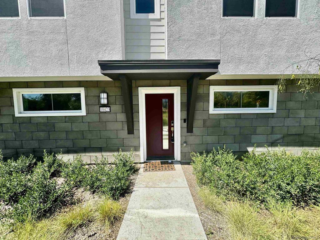 10423 Newbliss Way