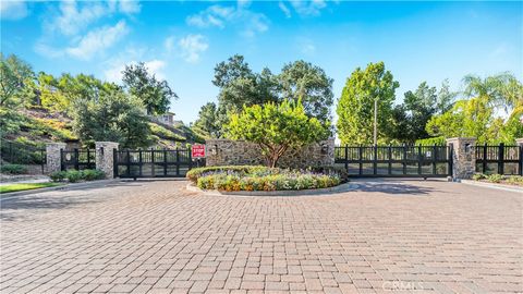 26812 Peppertree Drive Valencia CA 91381