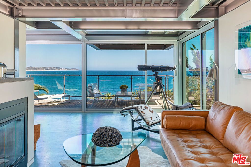 Photo of 6525 Point Lechuza Drive, Malibu, CA 90265 (MLS # 25616349)