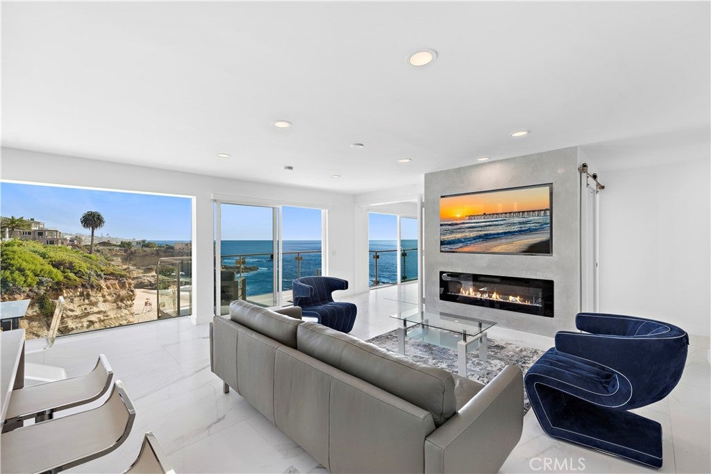31561 Table Rock Drive 202