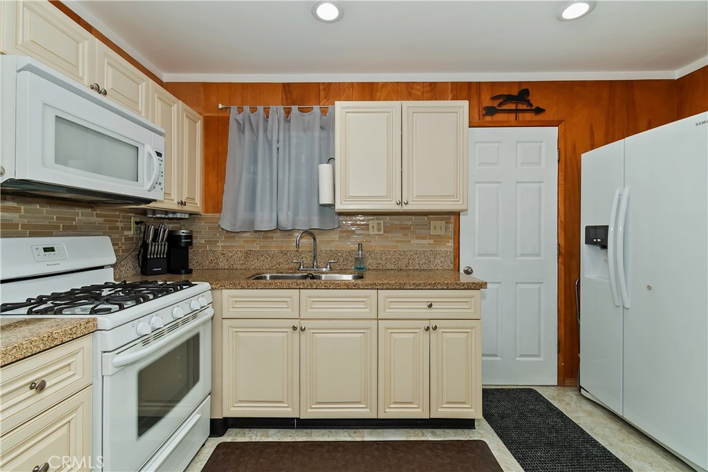 Lower Rowco (LORW) - Residential