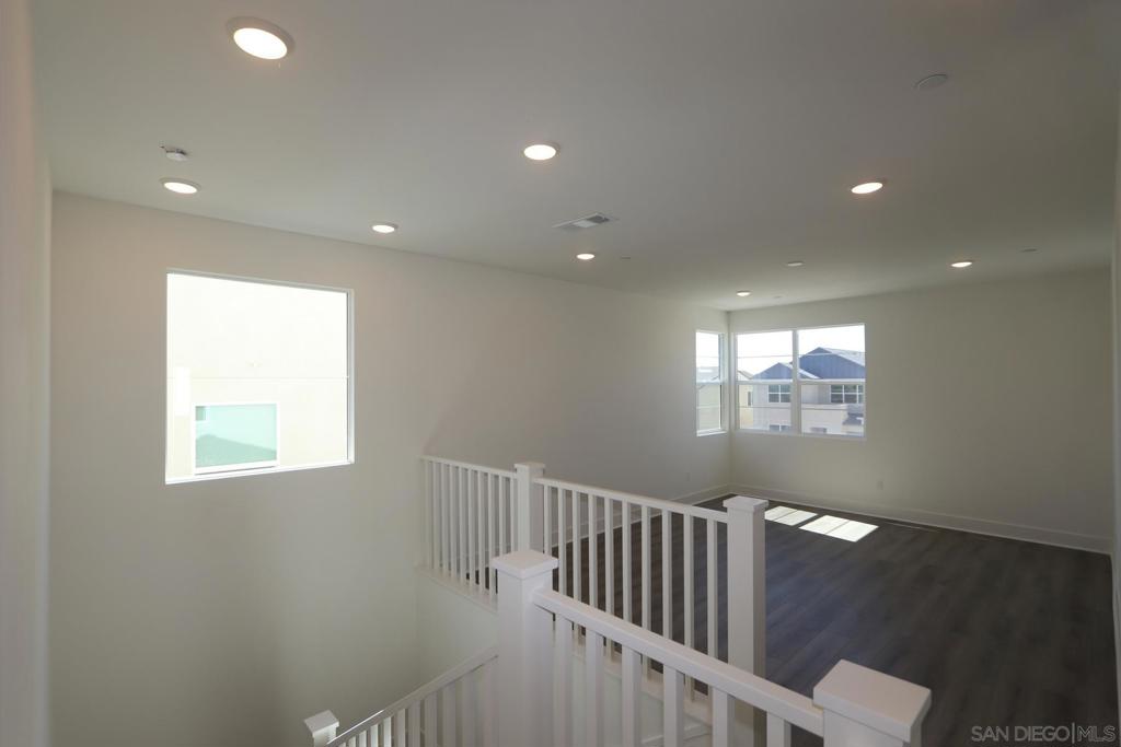 721 Meadowood ST Lot 330 LOT 330