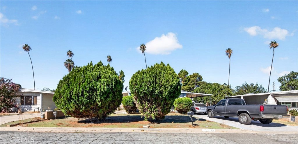 651 Taschner Dr