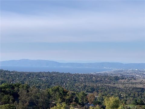 Photo of 1 Martingale Dr, Rancho Palos Verdes, CA 90275 (MLS # SB25253528)