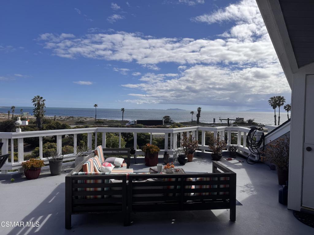 1497 Vista Del Mar Drive