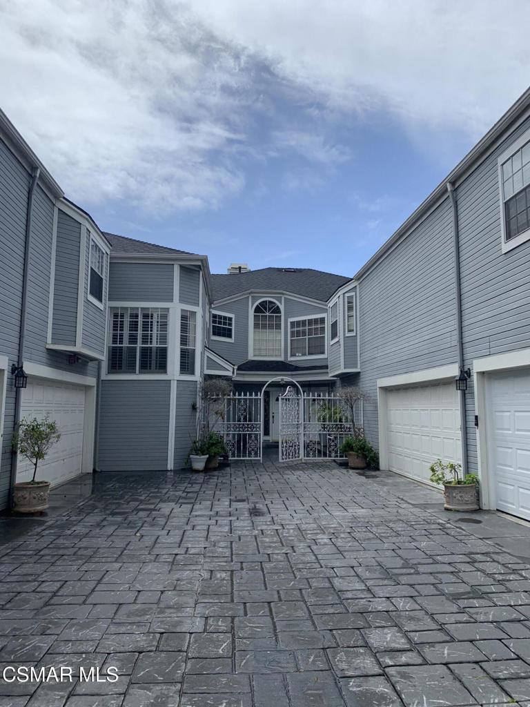 1497 Vista Del Mar Drive
