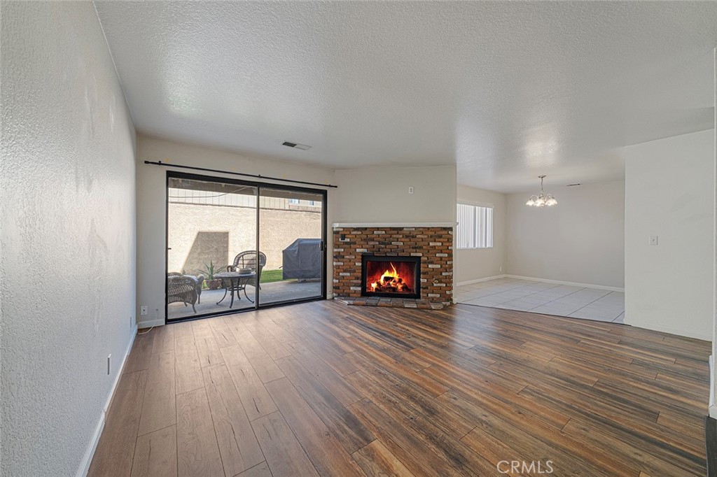 1991 Central Avenue 2