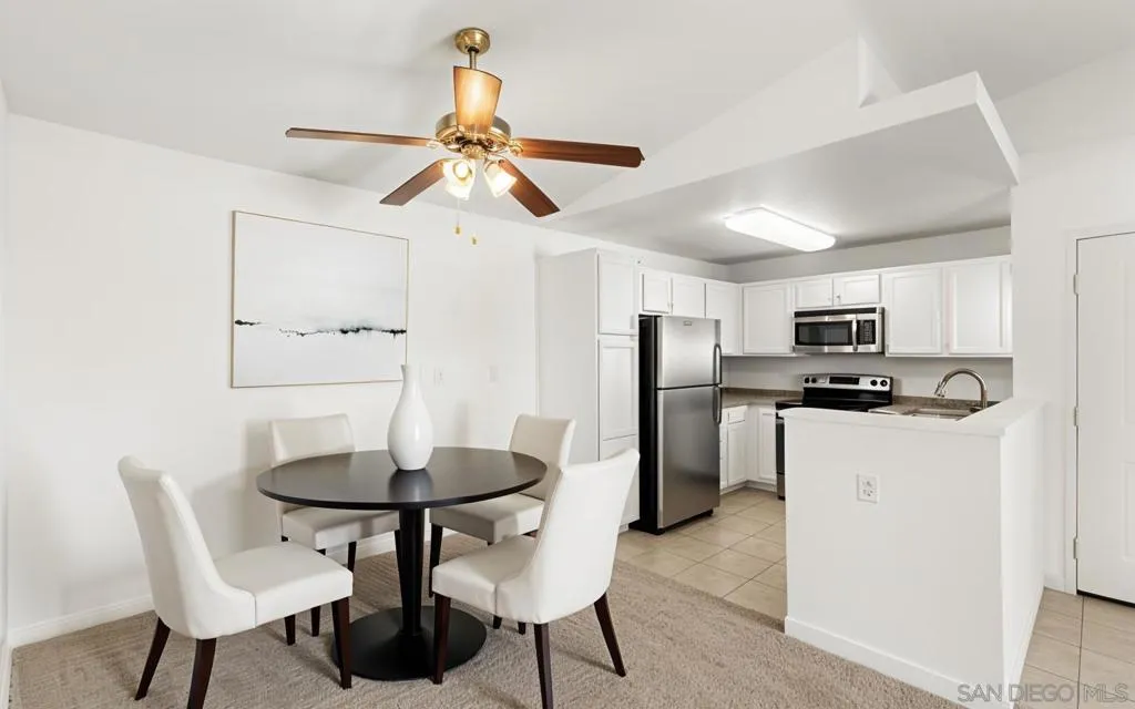 El Cajon, California 92019, United States, 1 Bedroom Bedrooms, ,1 BathroomBathrooms,Residential,Active,221302